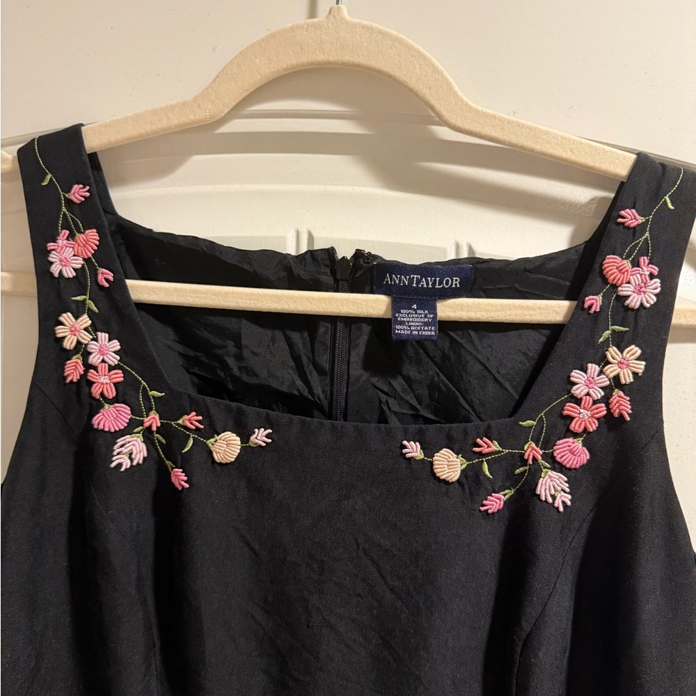 Ann Taylor Black Sleeveless Dress with Floral Embroidery